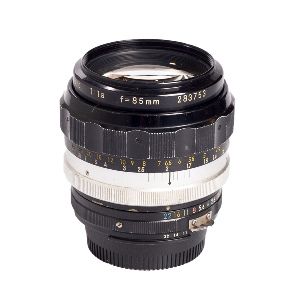 Nikon NIKKOR-H Auto 85mm F1.8