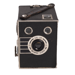 Kodak Brownie Senior SIX-20