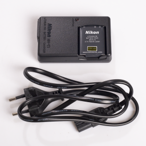 Nikon MH-63 oplader + EN-EL10 batteri