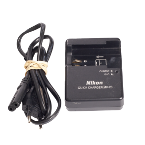 Nikon MH-23 Quick Charger