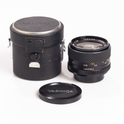 Yashica Yashinon DS-M 28mm F/2.8 M42