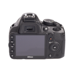 Nikon D3100 + DX 18-55mm F/3.5-5.6G VR