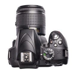 Nikon D3300 + AF-P 18-55mm F/3.5-5.6G VR