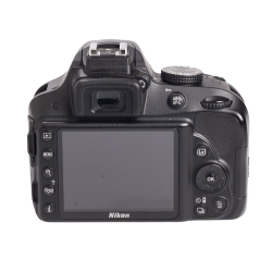 Nikon D3300 + AF-P 18-55mm F/3.5-5.6G VR