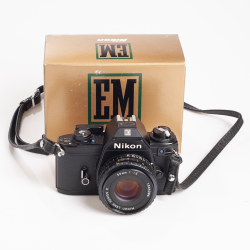 Nikon EM + 50mm F/1.8