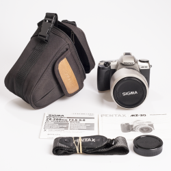 Pentax MZ-30 + Sigma 28-200mm F/3.5-5.6