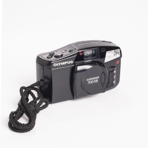 Olympus Superzoom 700 XB