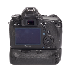 Canon EOS 6D + BG-E13 Batterigreb