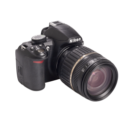 Nikon D3100 + Tamron AF 18-200mm F/3.5-6.3