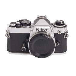 Nikon FE Hus  