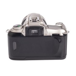 Nikon F55 + 28-80mm F/3.3-5.6G - S�lv