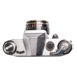 Praktica PL nova IB + 50mm f/2.8