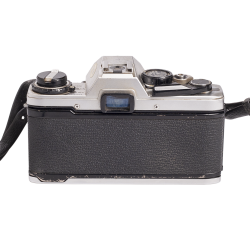 Olympus OM10 + 50mm 1.8 + B-taske