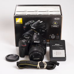 Nikon D3400 + AF-P DX NIKKOR 18-55mm F3.5-5.6G VR