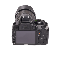 Nikon D3100 + AF-S DX 18-105mm F3.5-5.6G ED VR