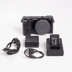 Sony A6000 Body