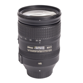 Nikon AF-S Nikkor 28-300mm f/3.5-5.6G IF-ED VR