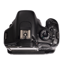 Canon EOS 550D Body + Meike Batterigreb