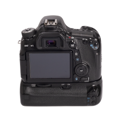Canon EOS 70D Body + Meike Batterigreb