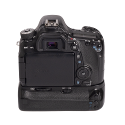 Canon EOS 70D Body + Meike Batterigreb