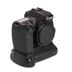 Canon EOS 70D Body + Meike Batterigreb