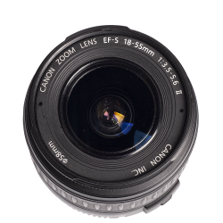 Canon EF-S 18-55mm F3.5-5.6 II + EW-60C Modlysbl�nde