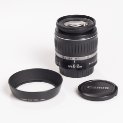 Canon EF-S 18-55mm F3.5-5.6 II + EW-60C Modlysbl�nde