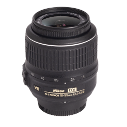 Nikon AF-S DX NIKKOR 18-55mm f/3.5-5.6G VR