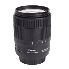 Canon EF-S 18-135mm F/3.5-5.6 IS USM