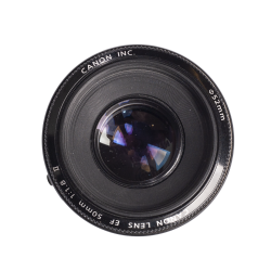 Canon EF 50mm F/1.8 II