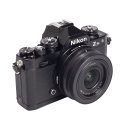 Nikon Z fc + 16-50mm f/3.5-6.3 VR - Black Edition