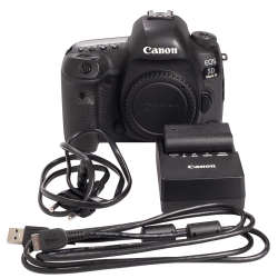 Canon 5D Mark IV Body