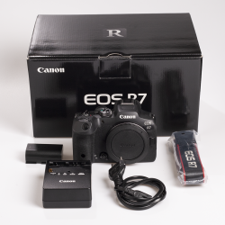 Canon EOS R7 Body