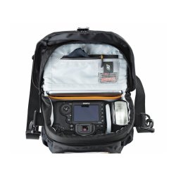 LowePro Nova 170 AW II Sort