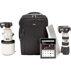 Think Tank Airport Accelerator, Black