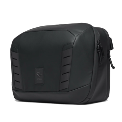 Gomatic Peter McKinnon Camera Messenger 13L