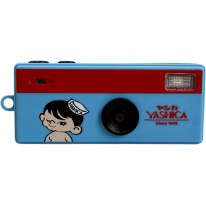 YASHICA Funtastic Keychain Camera (YASHICA Boy Adventure)