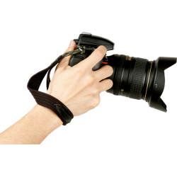 Artisan &amp; Artist | ACAM-P25H | Parachute Cord Hand Strap for full-frame DSLRs (d-ring) Camo