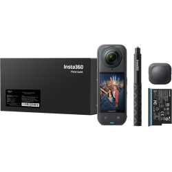 Insta360 X5 Starter Bundle