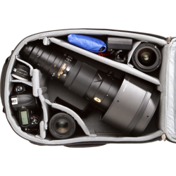 Think Tank Airport Accelerator, Black