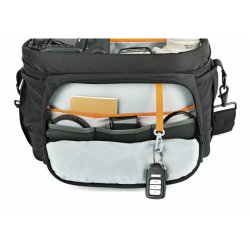 LowePro Nova 200 AW II Sort
