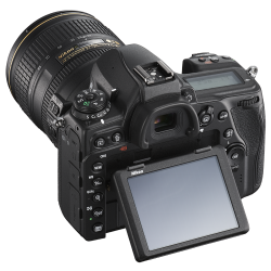 Nikon D780 + AF-S 24-120mm VR