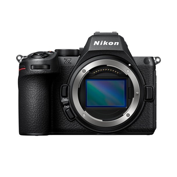 Nikon Z5II Body + Nikon batteri + Lexar SD 128GB