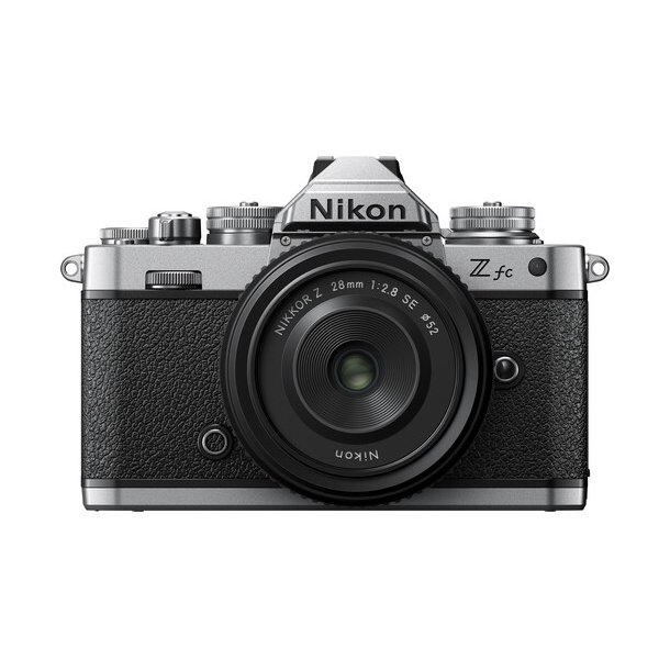 Nikon Z fc + 28mm f/2.8 (SE)