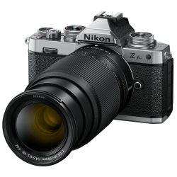 Nikon Z fc + 16-50mm VR + 50-250mm VR