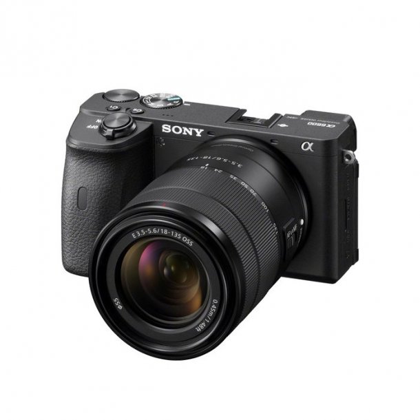 Sony Alpha A6600 m/18-135mm F/3.5-5.6 OSS